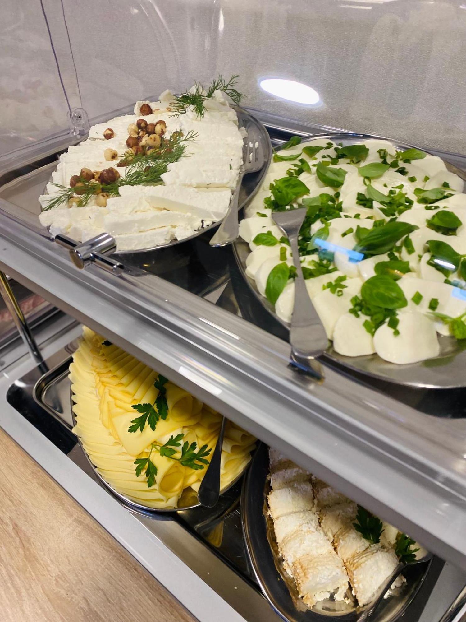 巴茨托维酒店 桑多梅日 外观 照片